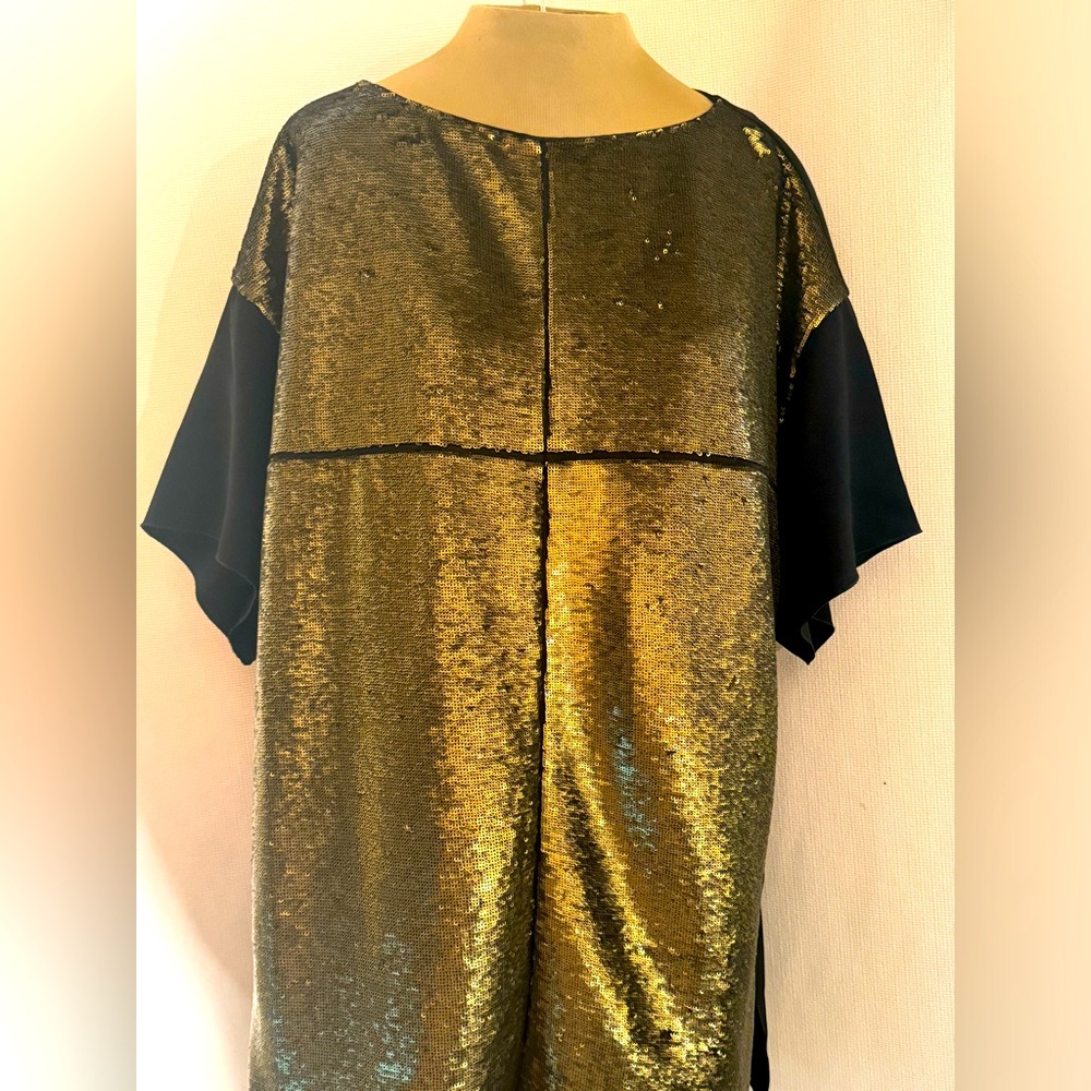 Lafayette 142 gold and black sequin tunic. EUC worn once. Paid 500+ plus for it.
